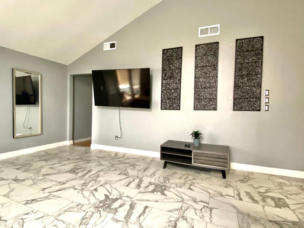 1976Houstongem Luminous Pvtpool & Hottub Dt20Mins For Lrg Families 6Beds 2Bath Villa Bagian luar foto
